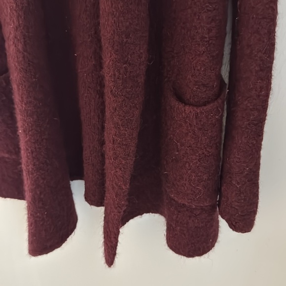 Aritzia Babaton Beekman Alpaca Boucle Cardigan Sweater XS Open Front Cranberry - Picture 7 of 11
